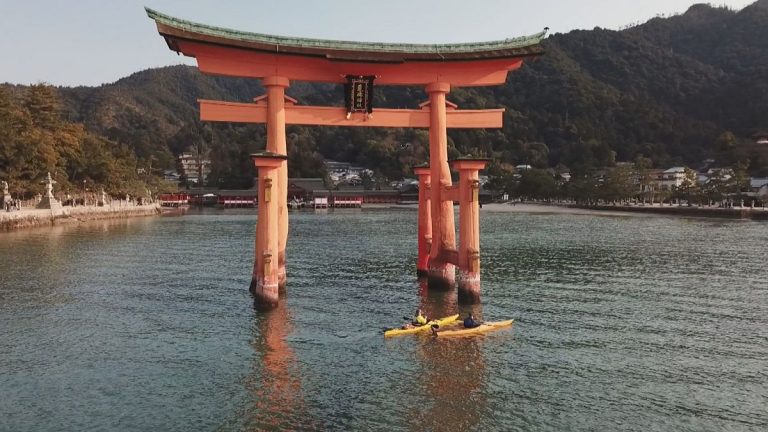 Bir Japonya harikası: Itsukuşima Tapınağı ve Yüzen Kapı
