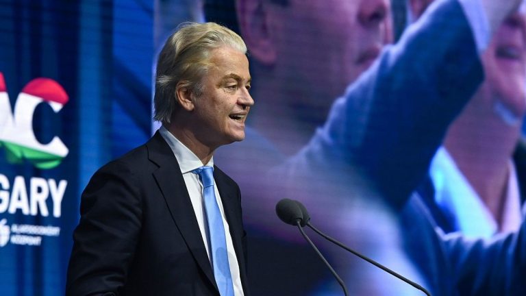 Hollanda: Wilders koalisyon hükümeti üzerinde anlaştığını duyurdu