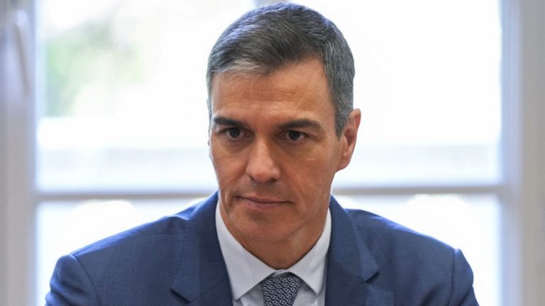 İspanya Başbakanı Sanchez Avrupa seçimlerinden sonra geri adım atmayı reddetti
