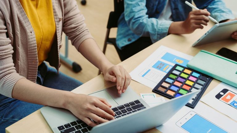 Adobe: Yapay zeka insanın yerini almayacak ama onu kullananlar kullanmayanların yerini alabilir