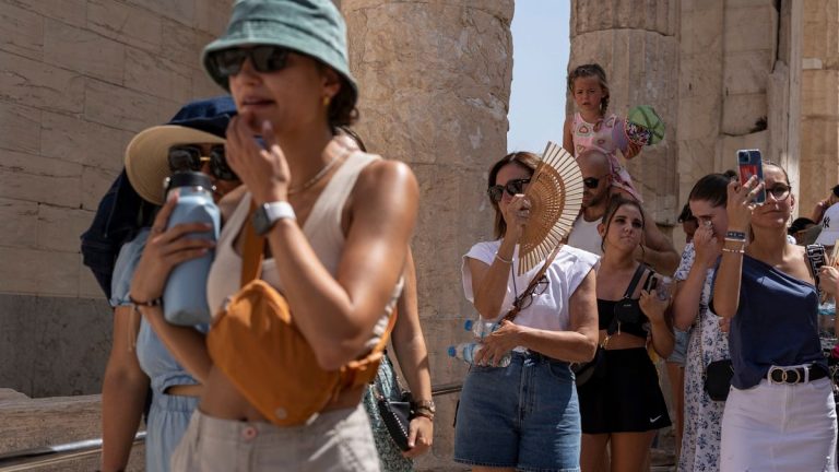 2023'te turizme en çok harcama yapacak ve en çok kazanacak ülkeler belli oldu: Avrupa önde