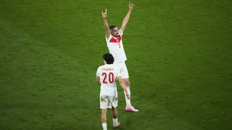 Azerbaycan Cumhurbaşkanı Aliyev Merih Demiral'e verilen cezayı kınadı