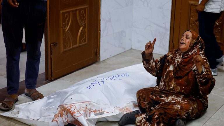 İsrail'in 286 gündür saldırılarını sürdürdüğü Gazze'de can kaybı 38 bin 848'e yükseldi