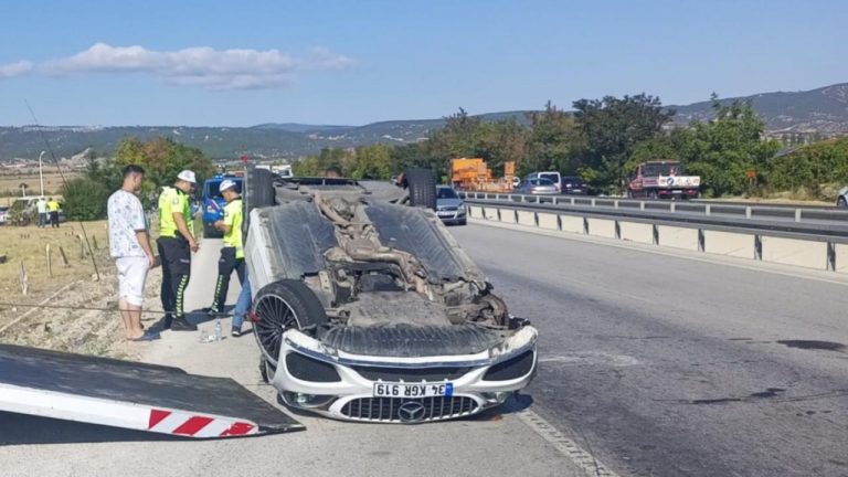 Isparta'da meydana gelen trafik kazasında 5 kişi yaralandı