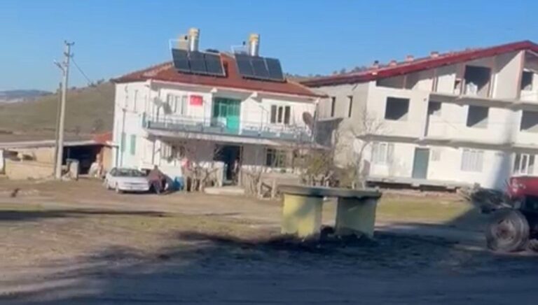 Afyonkarahisar’da komşular arasında çıkan kavgada silahlar çekildi: İki kadın hayatını kaybetti – Son Dakika Türkiye Haberleri