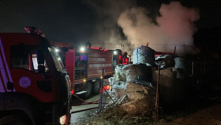 Gebze’deki Fabrika Paletinde Ateş – Türkiye Haberlerini Breaking