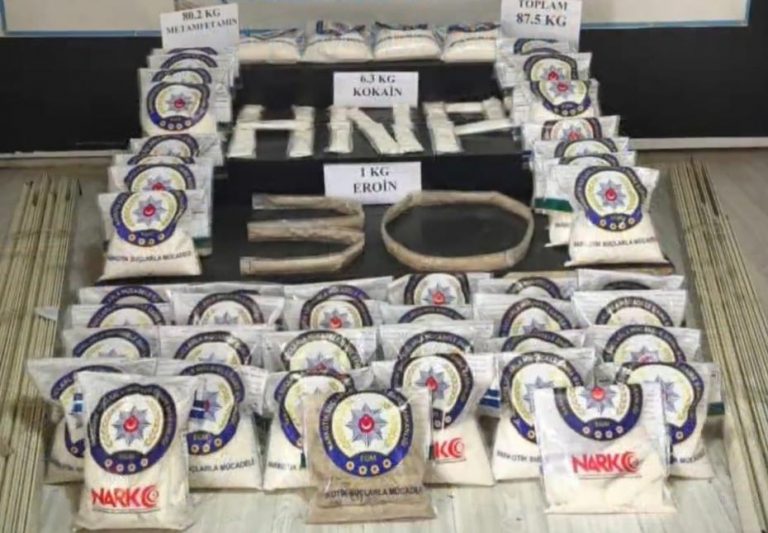 Hakkari’de 87 Kilogram Uyuşturucu Yakalandı