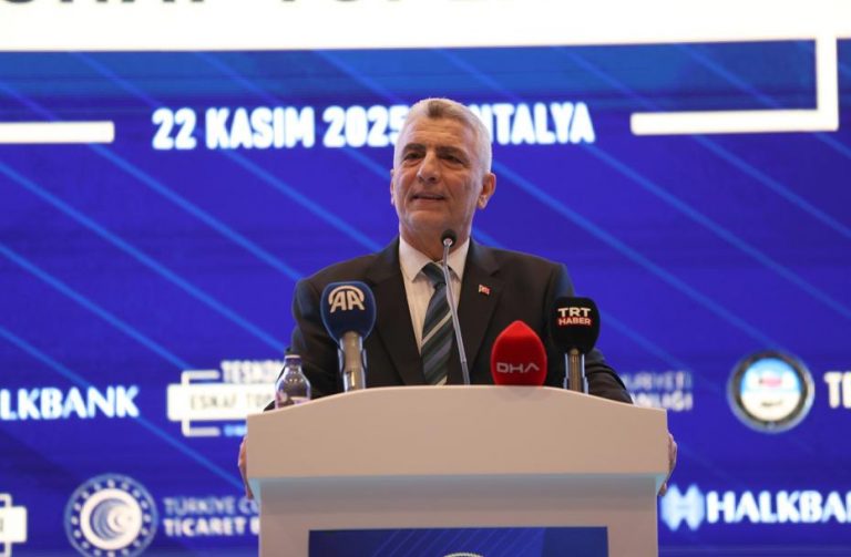 Ticaret Bakanı Ömer Bolat: “Esnafa verilen kredi miktarı 148 milyar lirayı buldu”